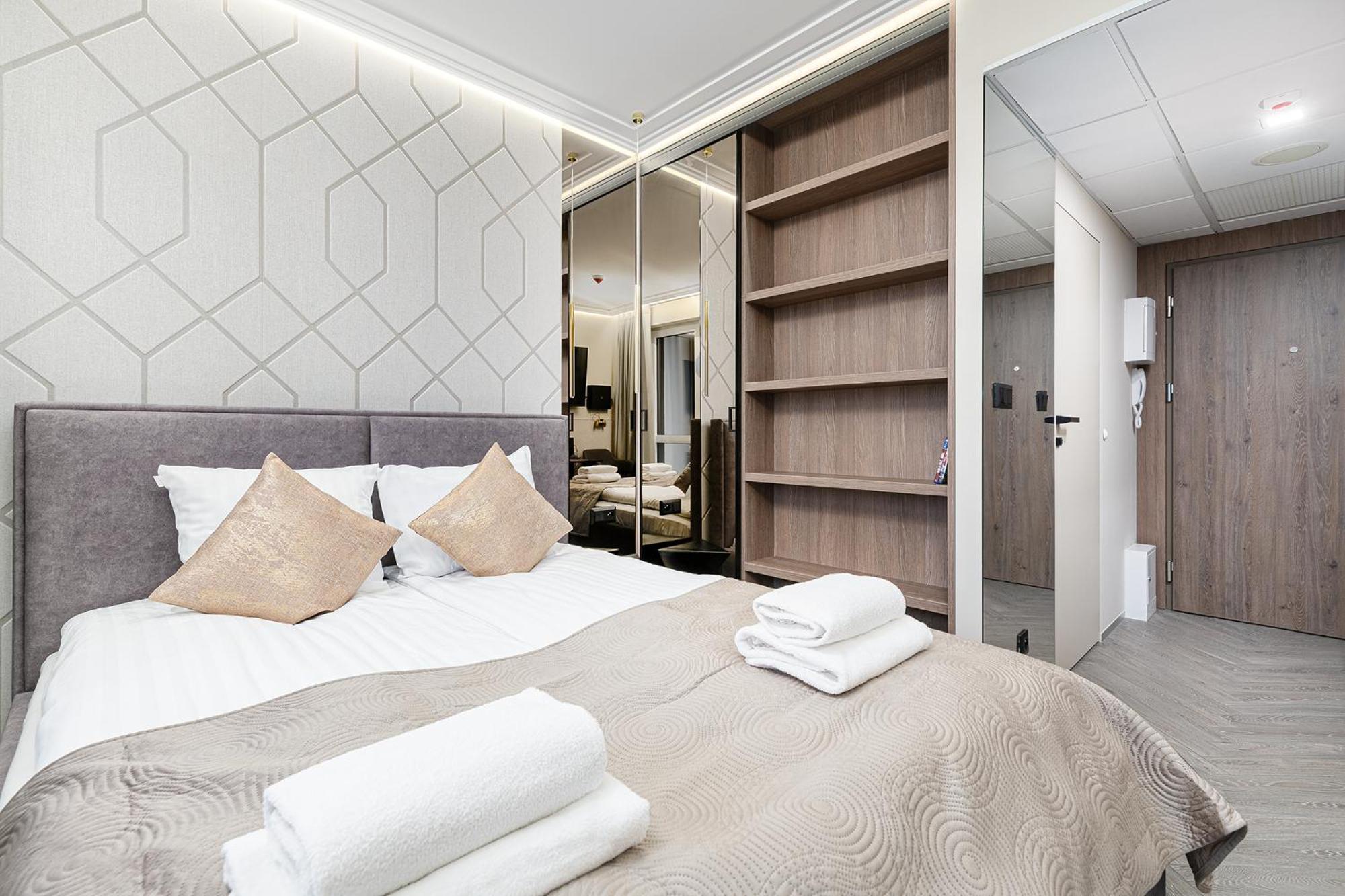 Rentplanet - Apartamenty Pileckiego 华沙 外观 照片